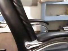 Tamil Cougar On Cam Masturbating On Chair Part-3